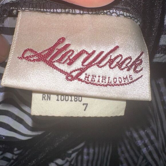 Storybook vintage shimmery purple plaid 7 party dress - Picture 3 of 5